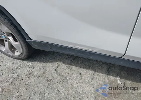 2013 BMW X1 Sdrive28I из США, поврежденный, VIN WBAVM1C59DVW44965